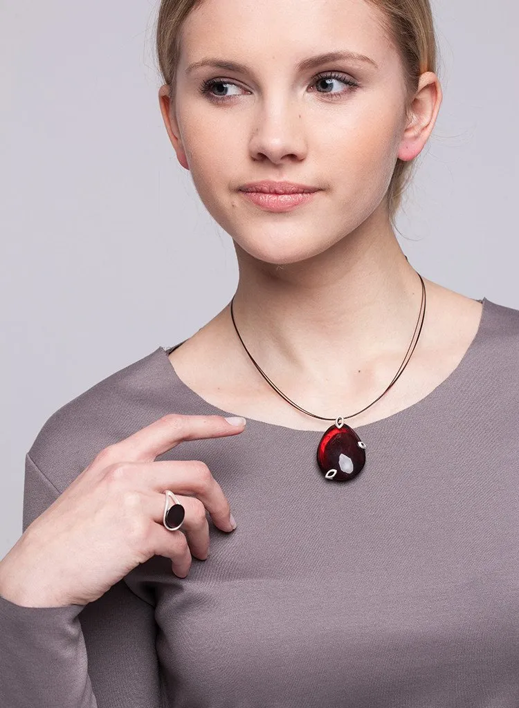 BALTIC AMBER RING FOR HER  - FOR A DECIDEDLY UNIQUE STYLE