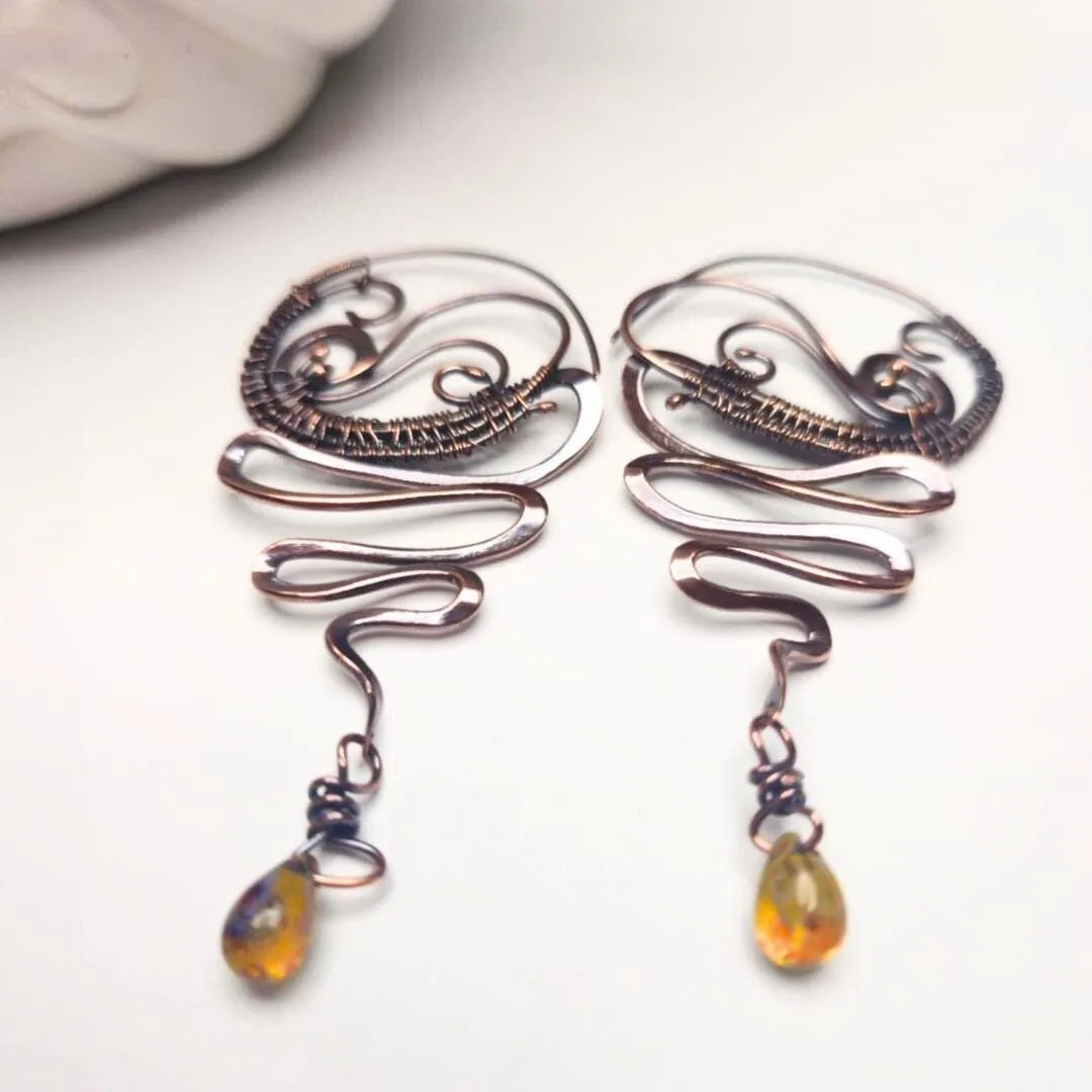 Copper Swirl Dangle Earrings – Handmade with Glass Drops in Boho Style