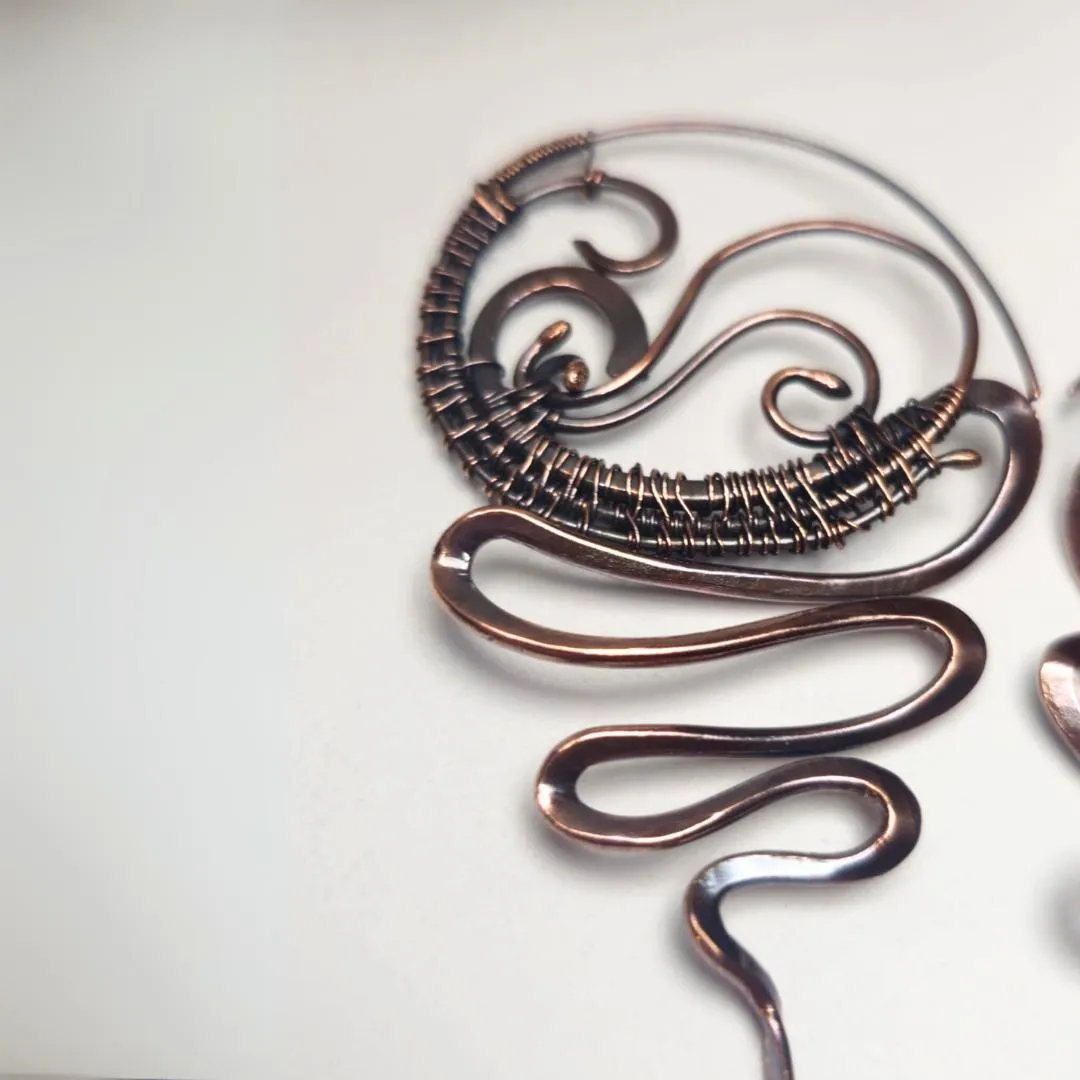 Copper Swirl Dangle Earrings – Handmade with Glass Drops in Boho Style