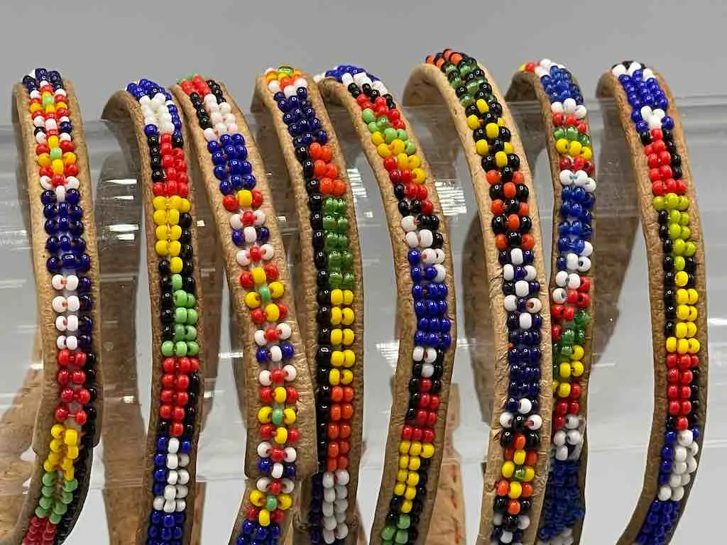 Very Narrow Beaded Leather Bracelet - Mali